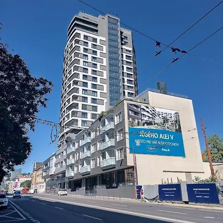 아파트 New, Free Parking, Big Balcony Premiere *