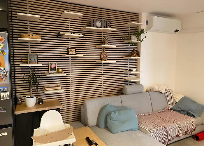 New, Free Parking, Big Balcony Premiere 아파트 브라티슬라바