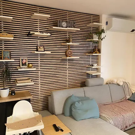 New, Free Parking, Big Balcony Premiere Apartment Pressburg