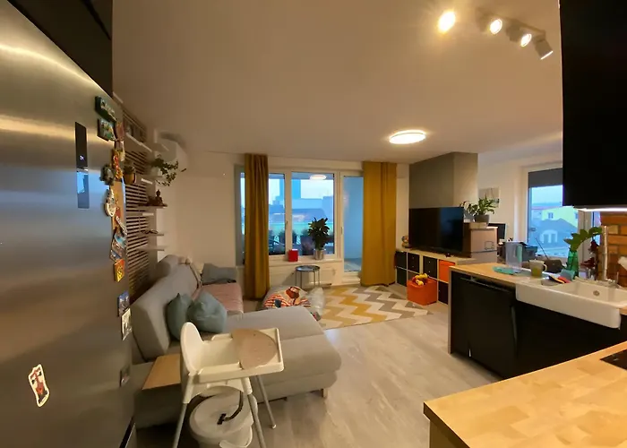 New, Free Parking, Big Balcony Premiere Apartmán