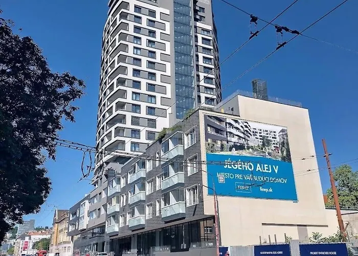 Apartmán New, Free Parking, Big Balcony Premiere *